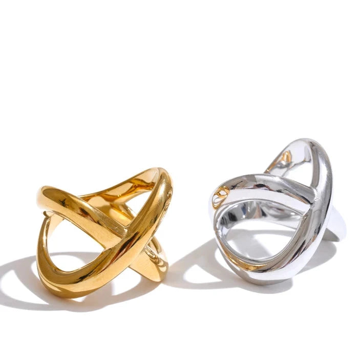 Remi Cross Ring