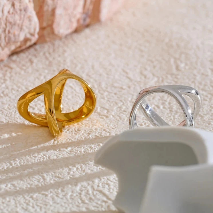Remi Cross Ring
