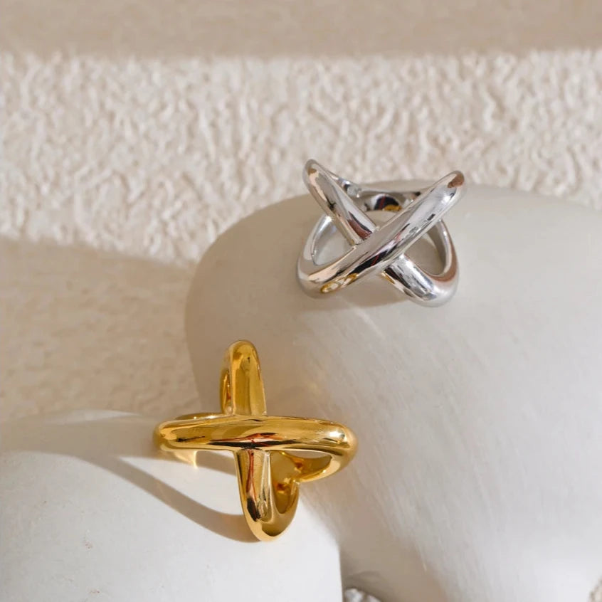 Remi Cross Ring