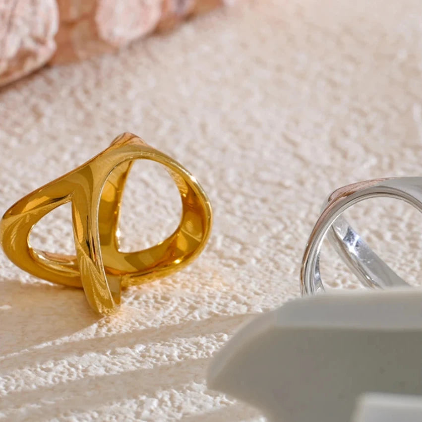 Remi Cross Ring